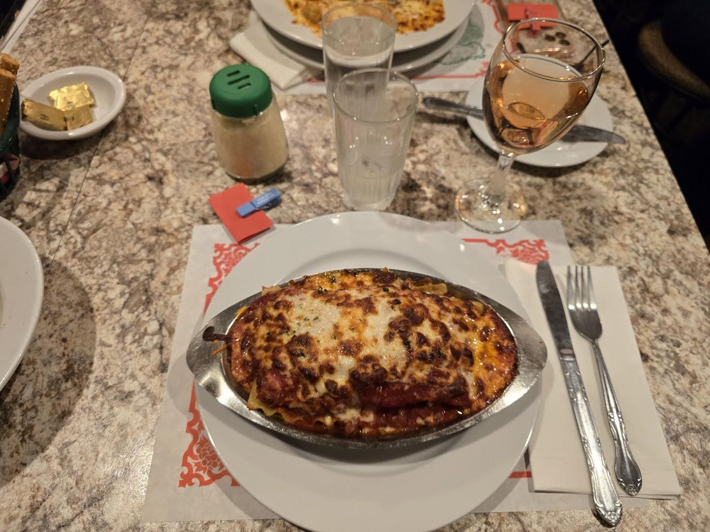 Villa Restaurant and Pizzeria